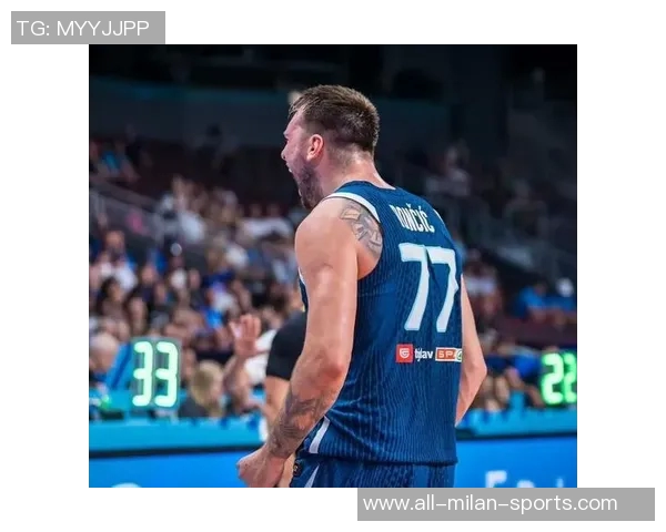 迪文岑佐半场表现抢眼里德全能发挥助力球队对抗湖人 迪文岑佐半场表现抢眼里德全能发挥助力球队对抗湖人