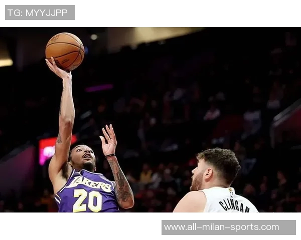 内史密斯表现稳健全场贡献12分1板1助1断助力球队胜利 内史密斯表现稳健全场贡献12分1板1助1断助力球队胜利