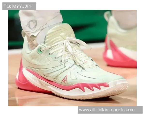 戈登今日穿搭JOKER1PE球鞋个人Logo设计引发球迷热议